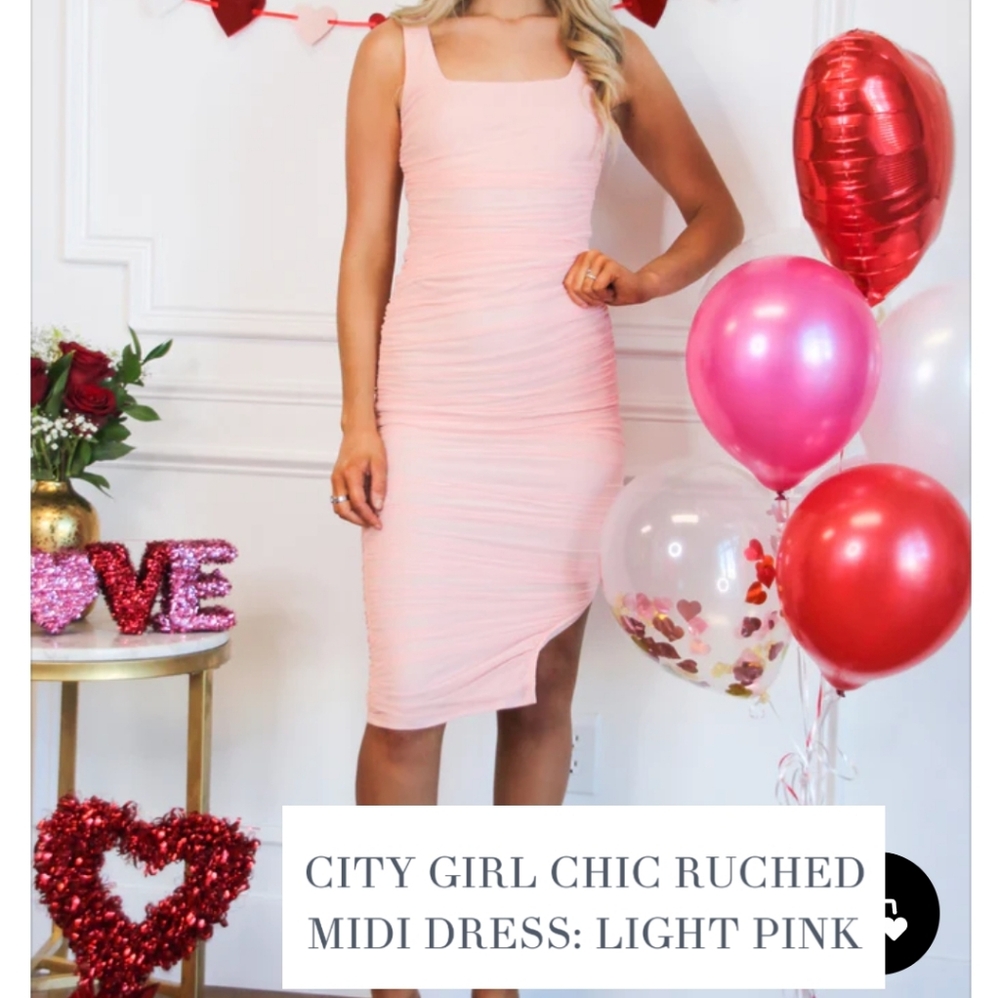 Ruched bodycon baby pink midi dress slit size L NWT Privy Bella Boutique